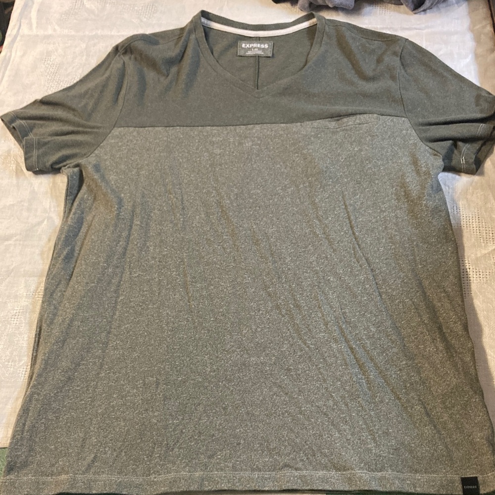Olive Green Express V-Neck T-Shirt With Chest Pocket. Size Large.